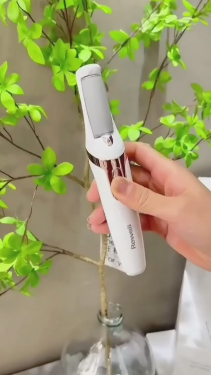 REMOVEDOR ELÉCTRICO DE CALLOS 👋 ¿Lista para decir adiós a los callos y hola a unos pies suaves y tersos en solo 10 minutos?